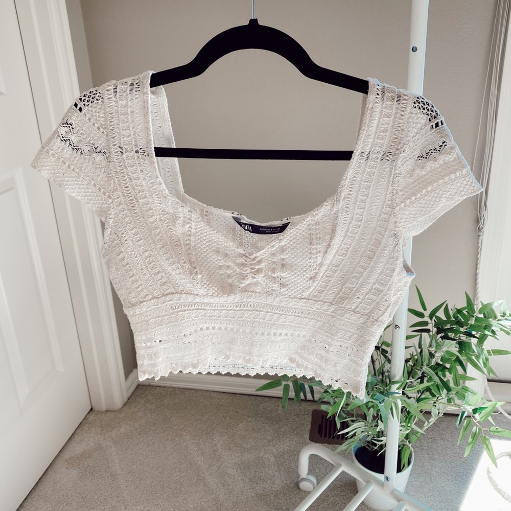 Zara Lace Crop Top- Small